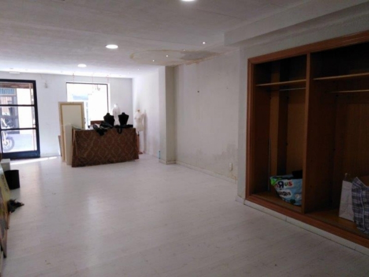 amplio local comercial en ruzafa 