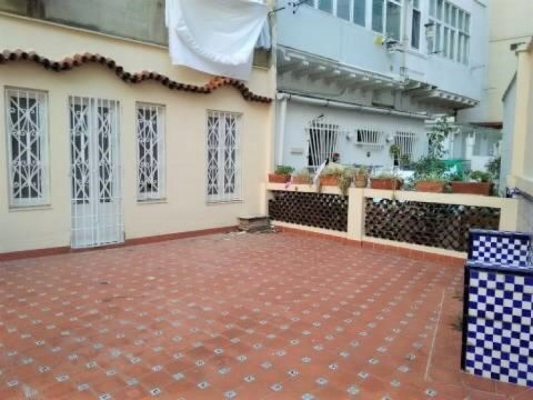 Piso con terraza en Antiguo Reino de Valencia