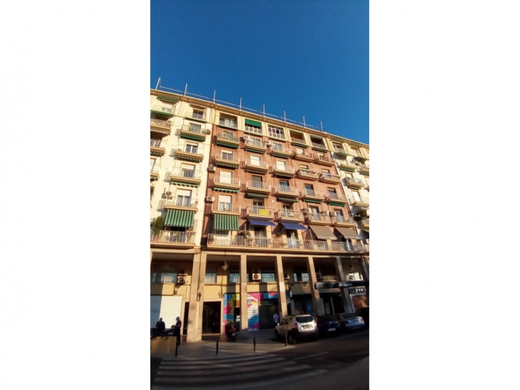 Vivienda para reformar junto al puerto