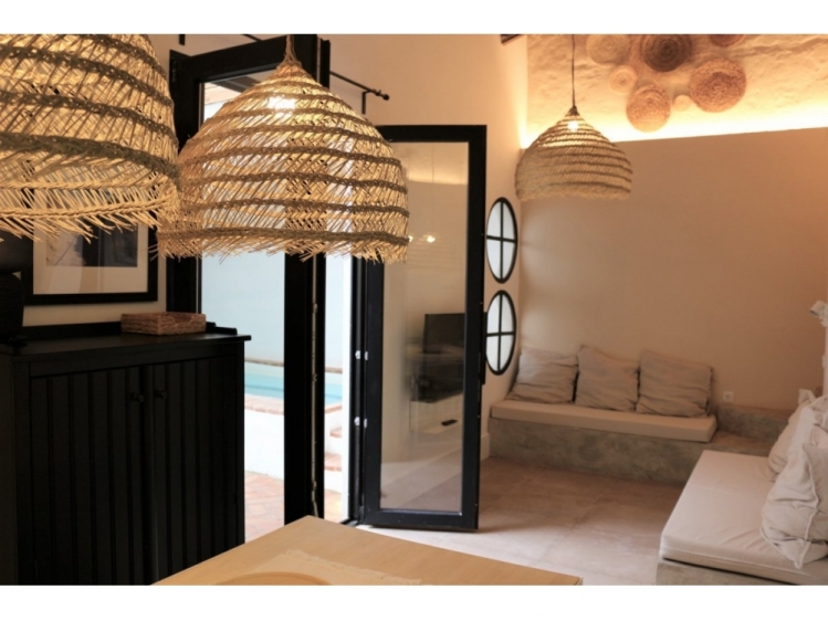 casa con terraza y patio junto a Ruzafa